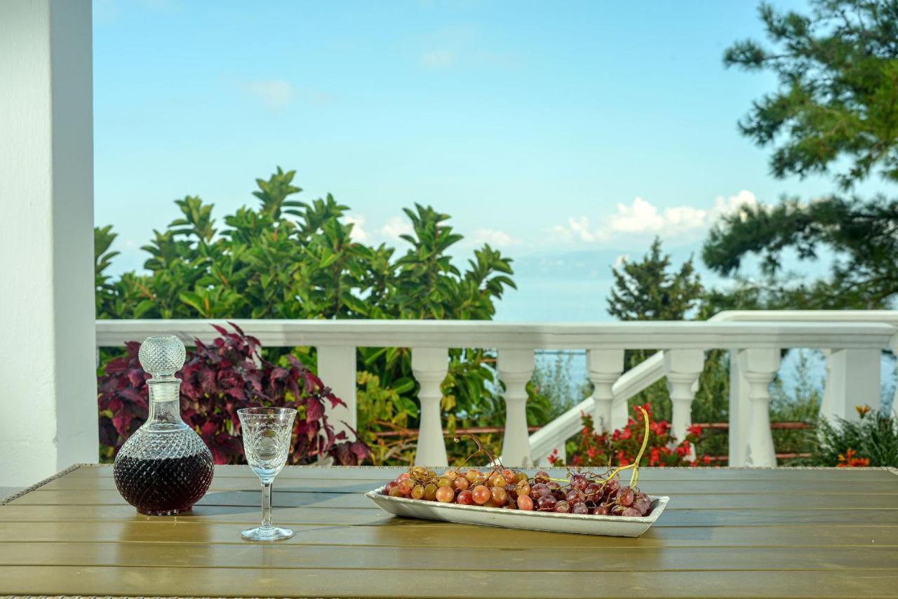 Paxosblue Suites & Villas Gaios Exterior foto