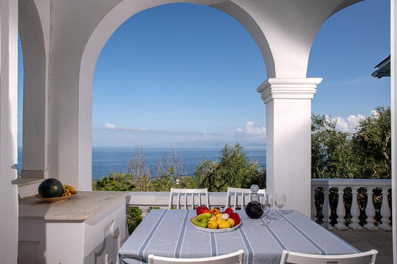 Paxosblue Suites & Villas Gaios Exterior foto