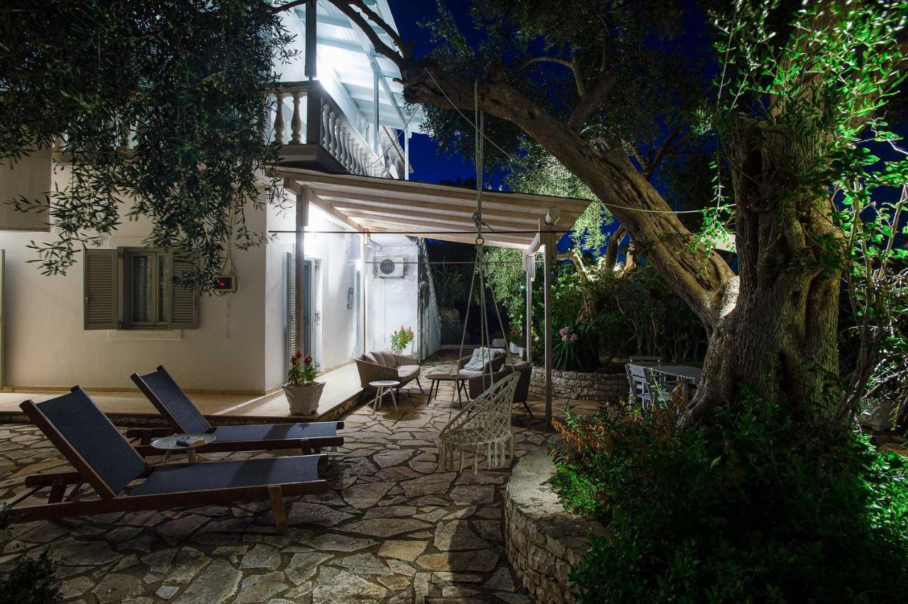 Paxosblue Suites & Villas Gaios Exterior foto