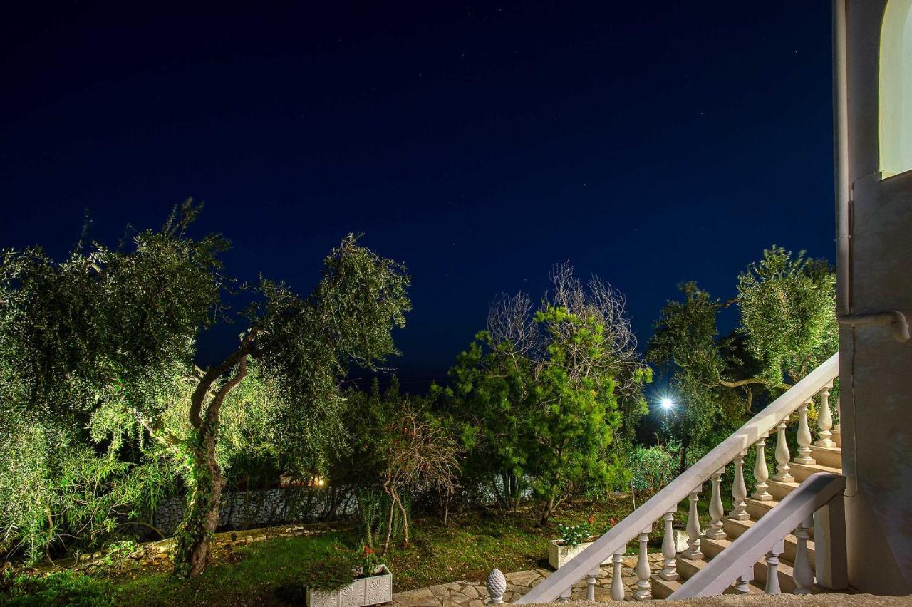 Paxosblue Suites & Villas Gaios Exterior foto